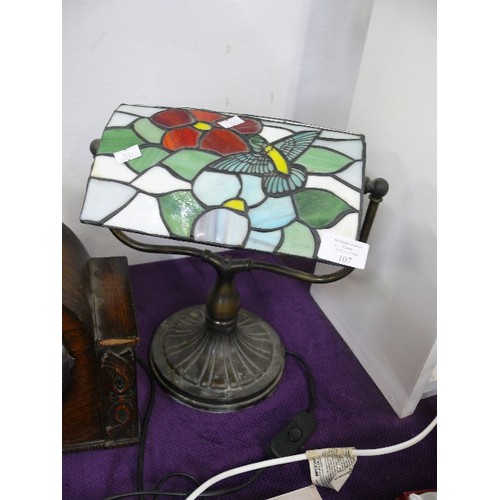 107 - 'TIFFANY' STYLE DESK LAMP IN NICE CONDITION.