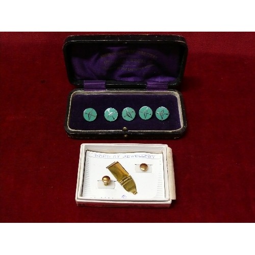 75 - Five early 20th Century Ancient Order of Foresters shirt studs with enamelled bow & arrow design - o... 