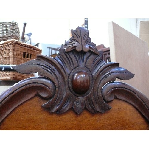 397 - Victorian Mahogany Chiffonier with mirrored back, panelled doors, turned spindled supporting shelves