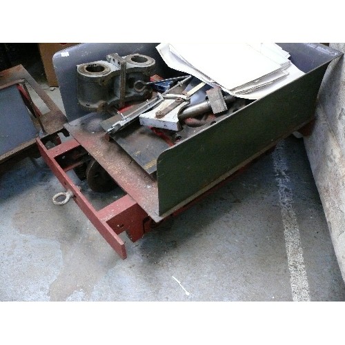 460 - A part constructed 7 1/4 inch grey locomotive, with tender, drivers seat wagon and various plan draw... 