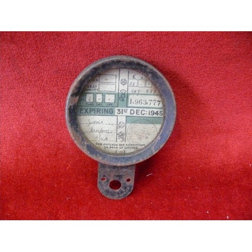 254 - Rare 1945 Road Tax disc for a Bedford Goods Vehicle (Lorry or truck) in original metal mount - the g... 