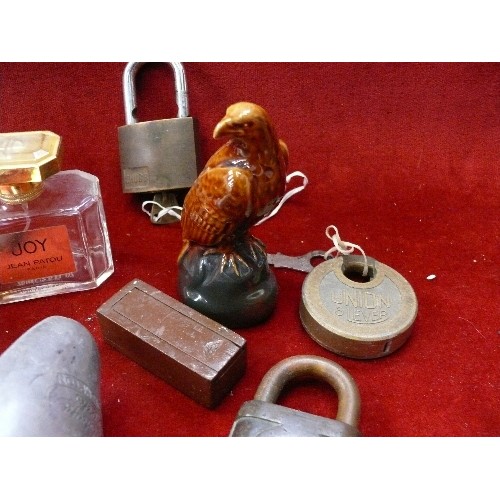 138 - A mixed vintage lot including 3 padlocks with keys by Chubb, Yale and Union, a carved hardwood rhino... 