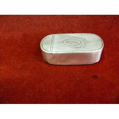 49 - A GEORGIAN SILVER PATCH BOX WITH SIDE LID LONDON BY ROGER BIGGS 1795 WEIGHT 39.20gr