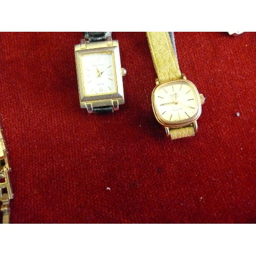 28D - A good selection of ladies wrist watches for spares or repair, mechanical and quartz. Includes a vin... 