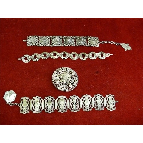 73 - 4 pieces of vintage silver metal filigree jewellery including a large brooch with a city crest 5cm d... 