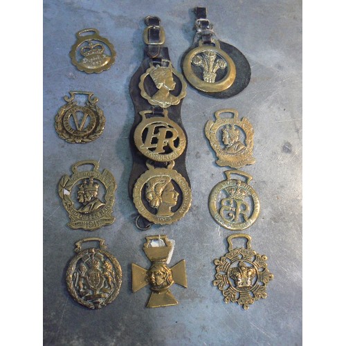 376 - 11 x royalty themed horse brasses including Queen Victoria cross, a well cast George V coronation 19... 