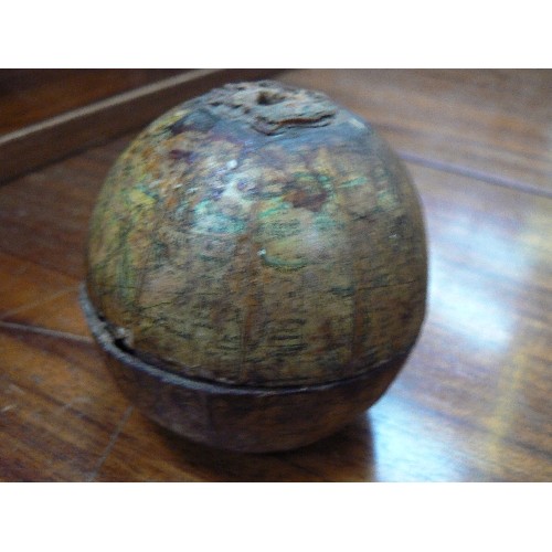 170A - Rare and early pocket globe - late 18th or early 19th Century. Fragile condition & splits at the equ... 