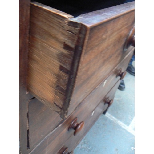 435 - Early Victorian mahogany chest of drawers (2 over 3) of good proportions with ebony stringing to top... 