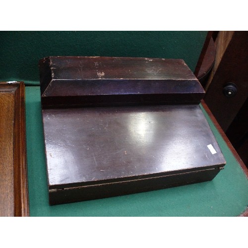 334 - An Edwardian oak tray and a writing slope or clerk's desk with internal drawers and pen box