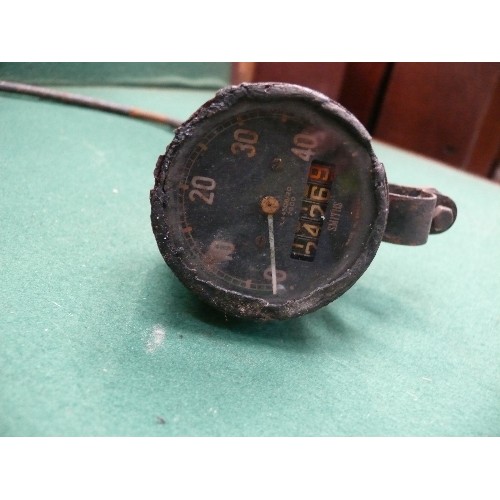 241 - Early Smiths Motorcycle speedometer & cable, 0 to 40 mph.