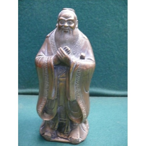 219 - A vintage bronze statue of Confucius - finely cast detail to his face and beard - 19cm.