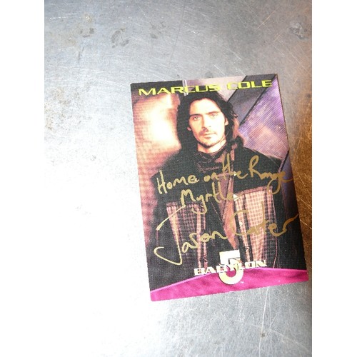 299A - A Signed Babylon 5 SkyBox trading card , No 7 