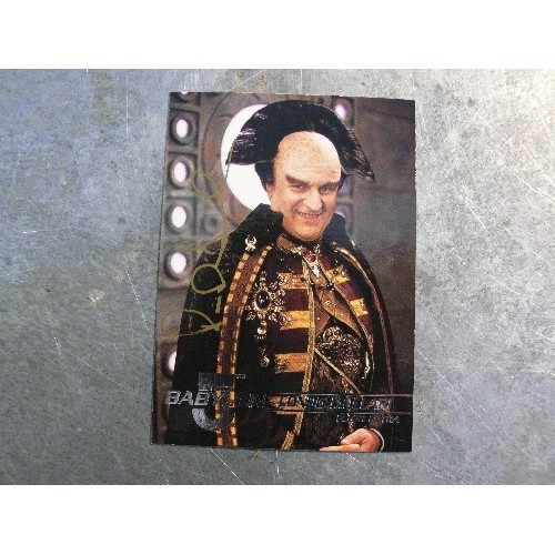 299D - A Signed Babylon 5 trading card , No 09 