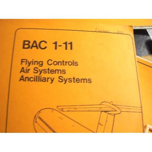 276A - Large quantity of aviation books, flying manuals and training notes. Includes : Comet C Mk.4C Aircra... 