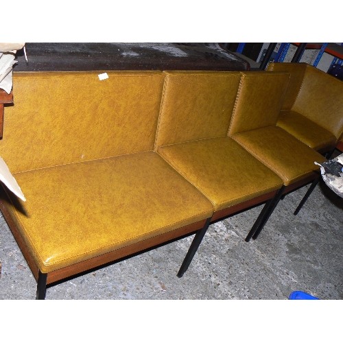 433A - Mid Century modular suite including 4 seats with backs, one of which is a corner seat, and two stool... 