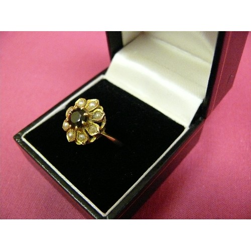 14 - A REAL RETRO DESIGNER PIECE, A 9CT GOLD RING WITH CLUSTER OF PEARLS LOVELY DEEP RED GARNET WEIGHT 3.... 