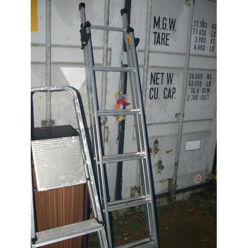 538 - ALUMINIUM STEP LADDER, THREE-WAY COMBINATION.