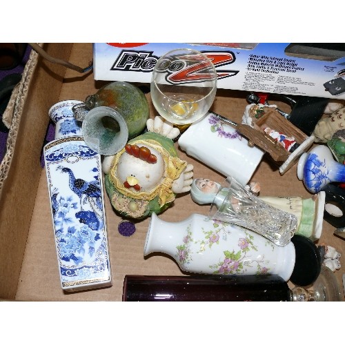 179 - MIXED BOX OF ASSORTED ORNAMENTS AND VASES.