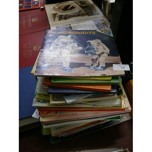 266 - SELECTION OF NICE CHILDREN'S BOOKS.