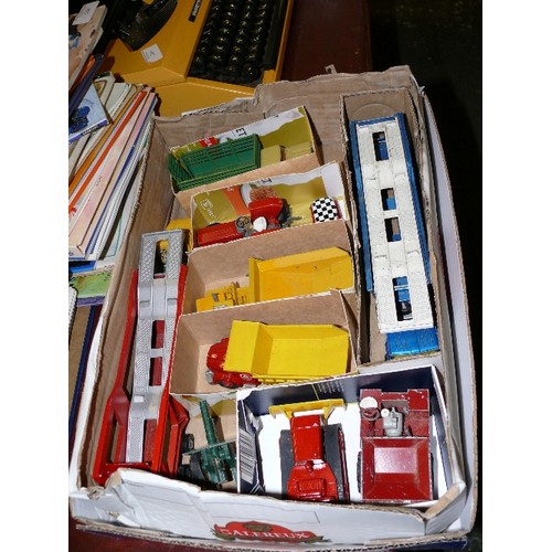 295 - MIXED COLLECTORS BOX OF CARS AND OTHER VEHICLES INCLUDING BRITAINS AND MATCHBOX.