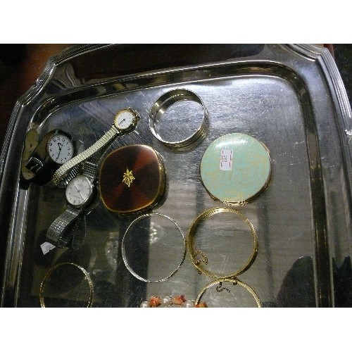 309 - LARGE STAINLESS STEEL TRAY WITH METAL BASKET OF JEWELLERY, COMPACTS, WATCHES ETC.