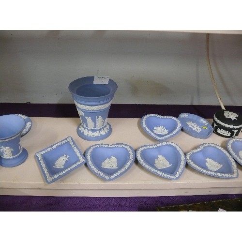 71 - LARGE QUANTITY OF WEDGWOOD JASPERWARE