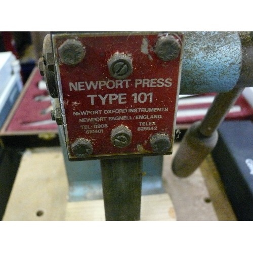 246 - NEWPORT PRESS TYPE 101