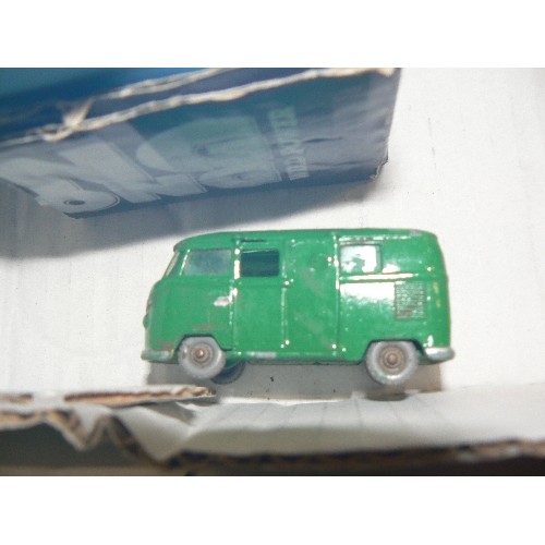 320 - MIXED COLLECTORS BOX OF CARS AND OTHER VEHICLES INCLUDING CORGI, DINKY AND BRITAINS.