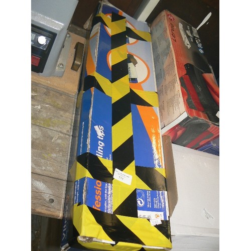 375 - BOXED VITREX TILE CUTTER