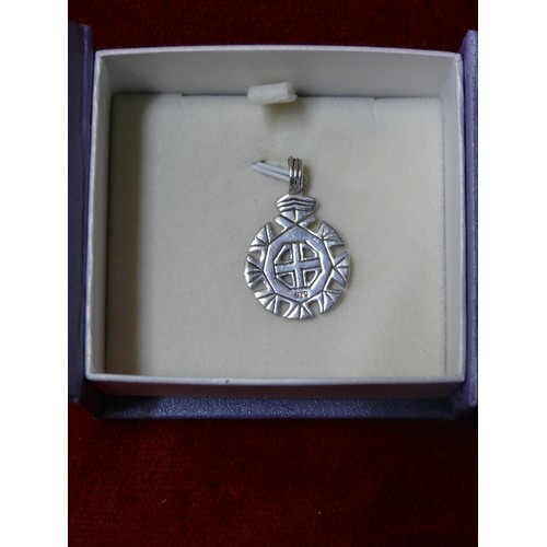 7 - 925 SILVER  CUT OUT CIRCULAR PENDANT, BOXED.