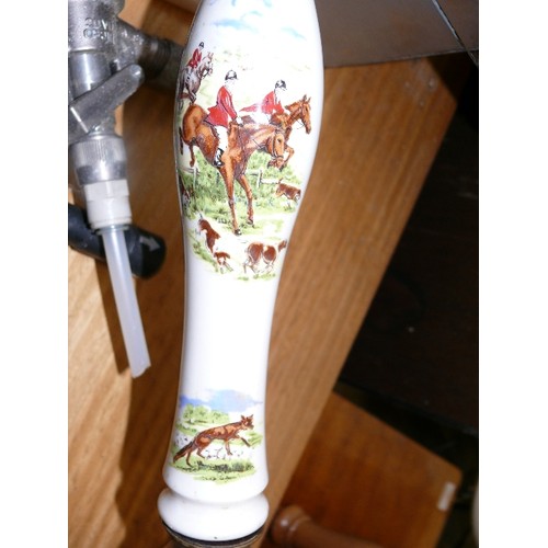 399 - PUB BEER PUMP WITH HUNTING SCENE HANDLE.