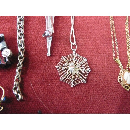 46 - MIXED SELECTION OF JEWELLERY -BROOCHES, BRACELET, NECKLACES, PENDANT, CHAINS.