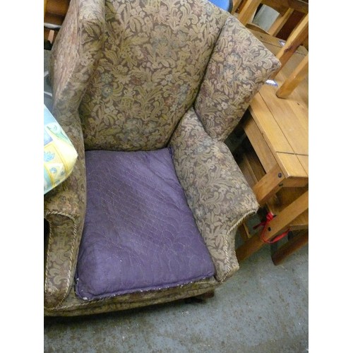 494 - VINTAGE ARMCHAIR