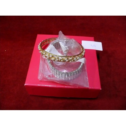 9A - DIAMANTE BANGLE, PEARL AND GOLD METAL BANGLE WITH BOXED BUTLER AND WILSON CRYSTAL NECKLACE.