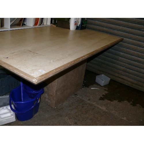 460 - LARGE STONE TABLE