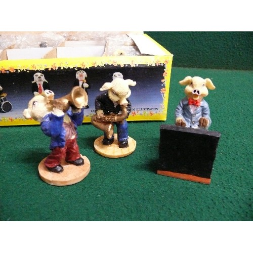 98 - NEW BOXED SET OF LITTLE MEADOW SERIES PIG MUSICIANS BY BALOO.