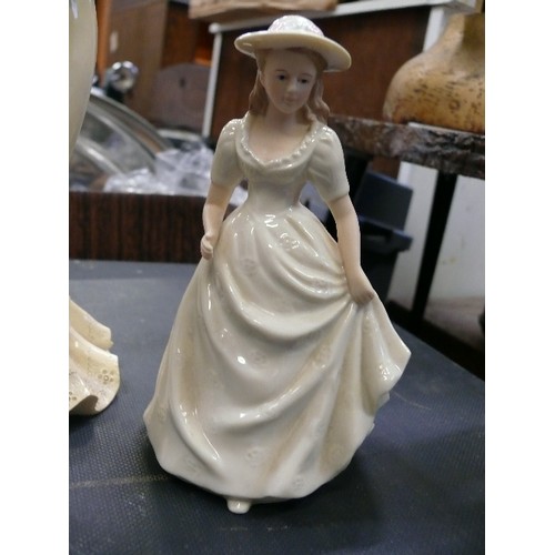 296 - A VERY NICE FIGURINE OF A GIRL BY REGAL COLLECTION PLUS A FURTHER FIGURINE OF A LADY.