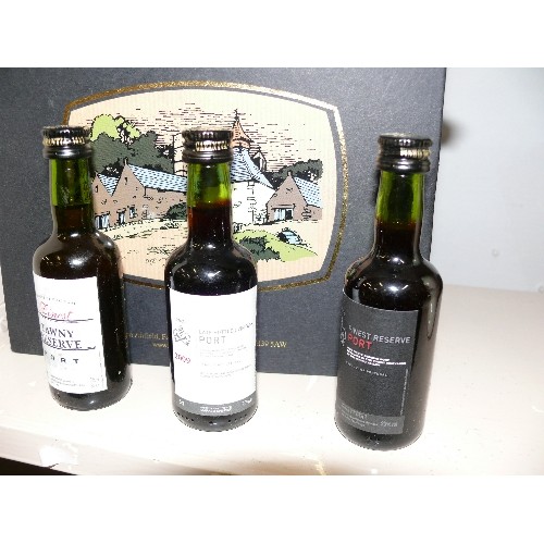 85 - BOXED WHISKY CASK PRESERVES SET AND THREE MINATURE BOTTLES OF PORT