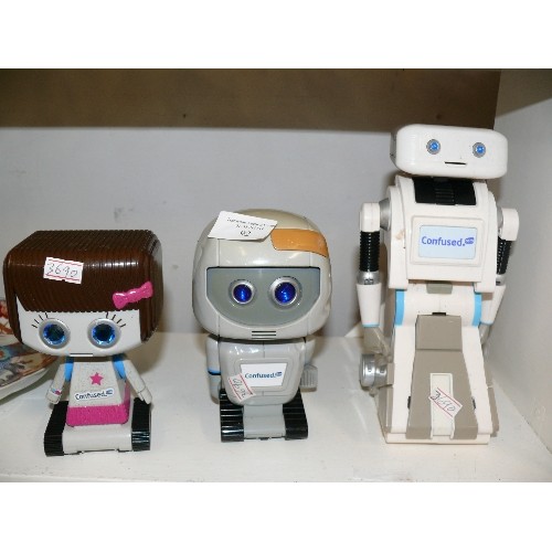 92 - THREE CONFUSED.COM ROBOTS