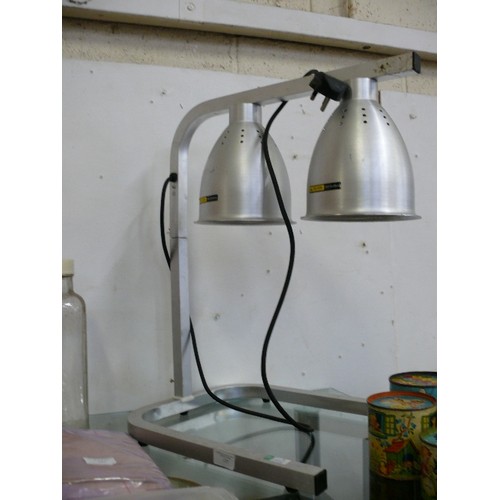 137 - CATERING WARMING LAMP