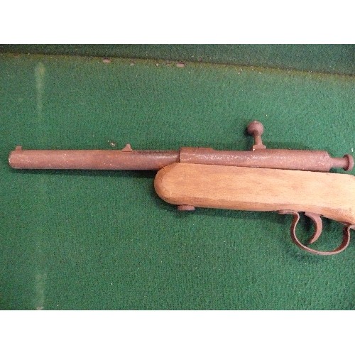 70 - VINTAGE FLINTLOCK PISTOL