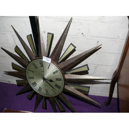 164 - LARGE SUNBURST CLOCK BY METAMEC