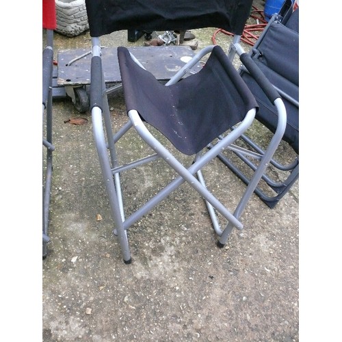 301 - GREEN FOLDING CAMPING CHAIR PLUS A BANGO METAL FRAMED FOLDING CHAIR WITH TAGS AND A METAL FRAMED BLA... 