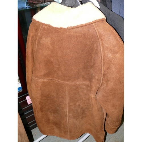 298 - VINTAGE SHEEPSKIN JACKET