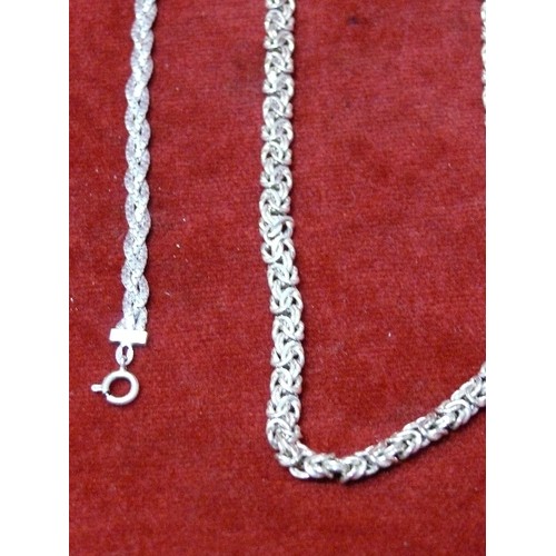 23 - AN ITALIAN LATE 20TH CENTURY STERLING SILVER NECKLACE (19CM LONG) MARKED MILO ITALY AND WITH BIRMING... 