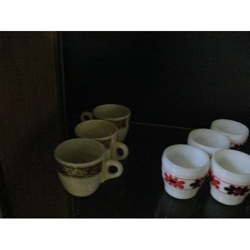 193 - COLLECTION OF VARIOUS COFFEE/ESPRESSO MUGS