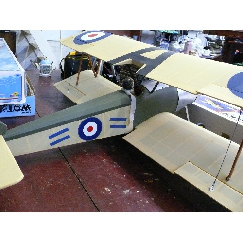 208 - LARGE BI-PLANE MODEL 58