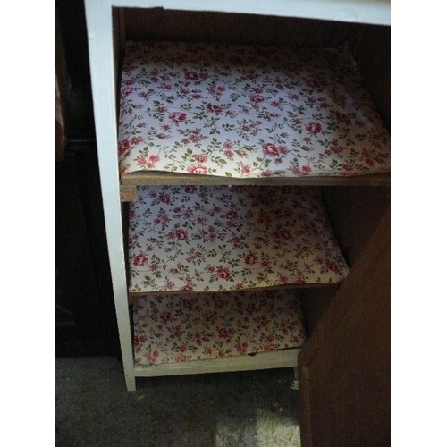 330 - A SET OF DRAWERS AND A CUPBOARD.