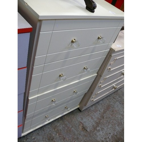 340 - FOUR DRAWER CHEST OF DRAWERS WITH GLASS HANDLES.