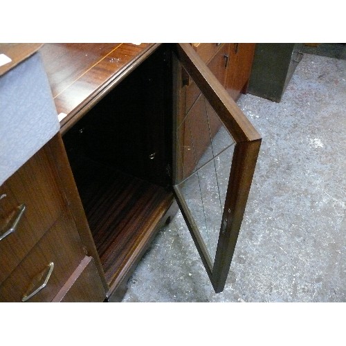 346 - VINTAGE GLAZED CABINET WITH LIFT-UP LID.